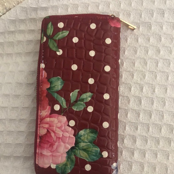 Women’s red wallet - Picture 1 of 5